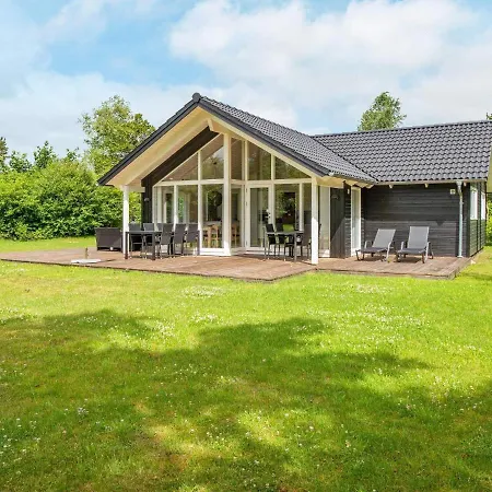 Lxxxii Holiday home